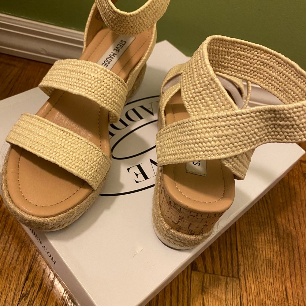 Steve Madden Wedges